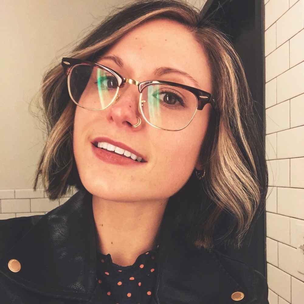 Meet your Posher, Emily